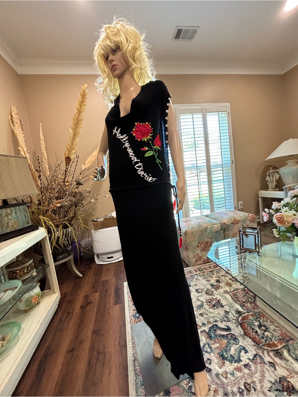 Sleeveless Black Maxi Dress with Red Rose Embroidery